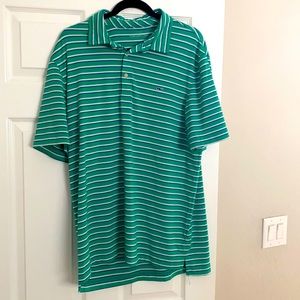 vineyard vines performance polo. Size large.